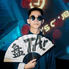 YE'S CLUB ảnh của người dùng