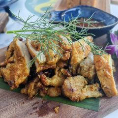 泰莱金·冬阴功手抓饭·傣泰融合·泰国罗氏虾餐厅(滨海大道店) User Photo