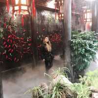 Chengdu’s MUST visit - Kuanzhai alley 