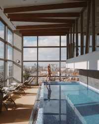 Zagreb Getaway: Poolside Serenity and Unconventional Museums