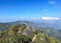 桂林貓兒山｜華南之巔~雲霧繚繞之峰