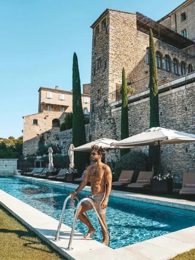 Provence in the tranquil valley | Stone Castle Labastide