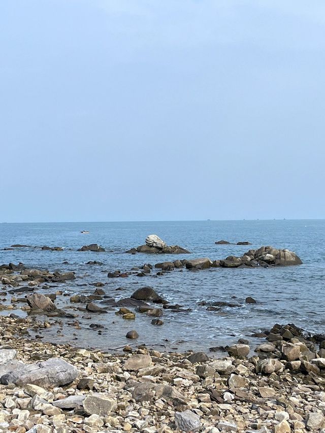 在青島｜我們去看海吧去看不被定義的海去看晴空灼熱的海