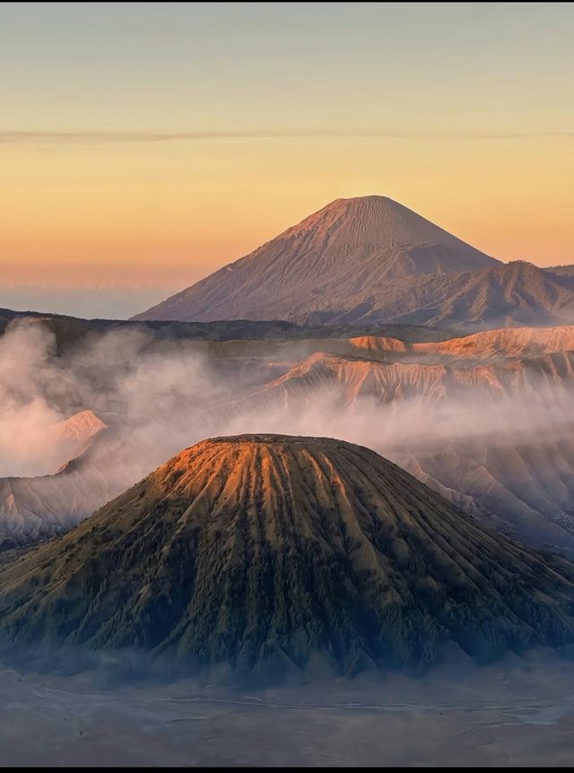 日落bromo火山