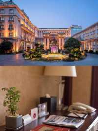 Wyndham | Embarking on a city exploration, starting from a hotel.