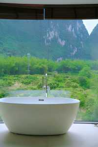陽朔新晉避世秘境度假酒店|住進山景油畫