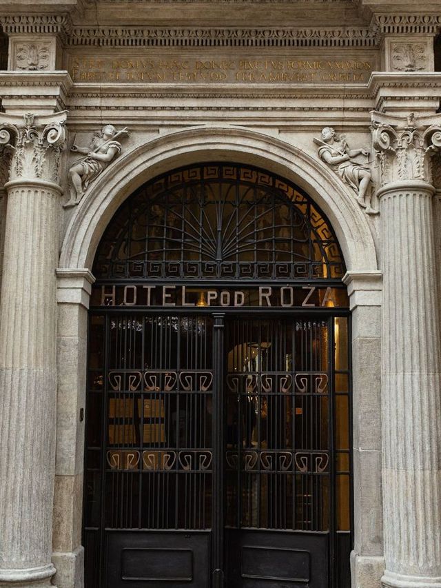 🌟 Krakow's Hidden Gem: Hotel Pod Roza 🌟