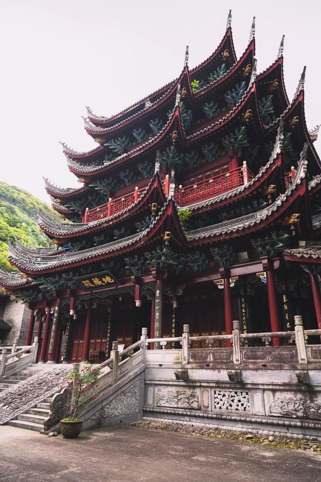 天台人嘴巴真嚴!高鐵直達,寶藏冷門朝聖之旅 天台人嘴巴真嚴!高鐵直達,寶藏冷門朝聖之旅