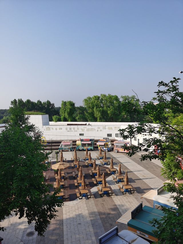 City walk美人松空中廊橋公園/雲頂市集