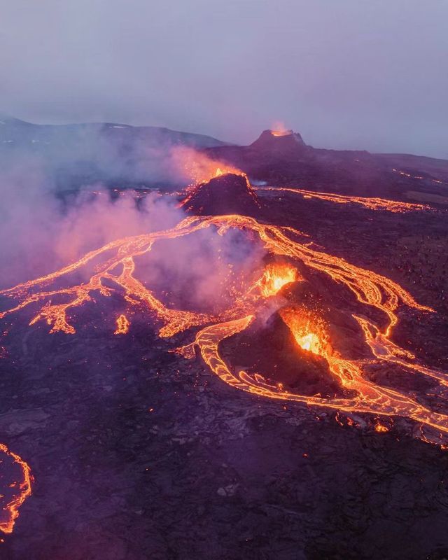 雷克雅內斯火山探險之旅