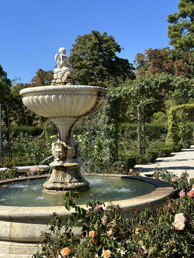 馬德里🇪🇸浪漫的麗池公園⛲️