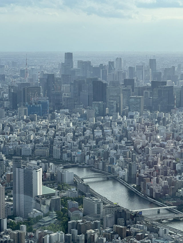 Tokyo’s Newest Icon, the Stunning Tokyo Skytree 