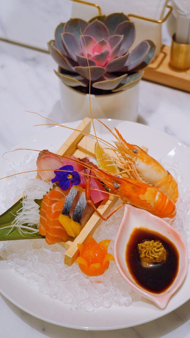 打新深圳深鐵鉑爾曼酒店特色蟹宴自助晚餐。