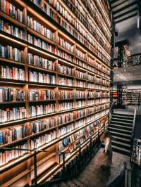 Famous Ancient House Bookstore in Japan 🇯🇵