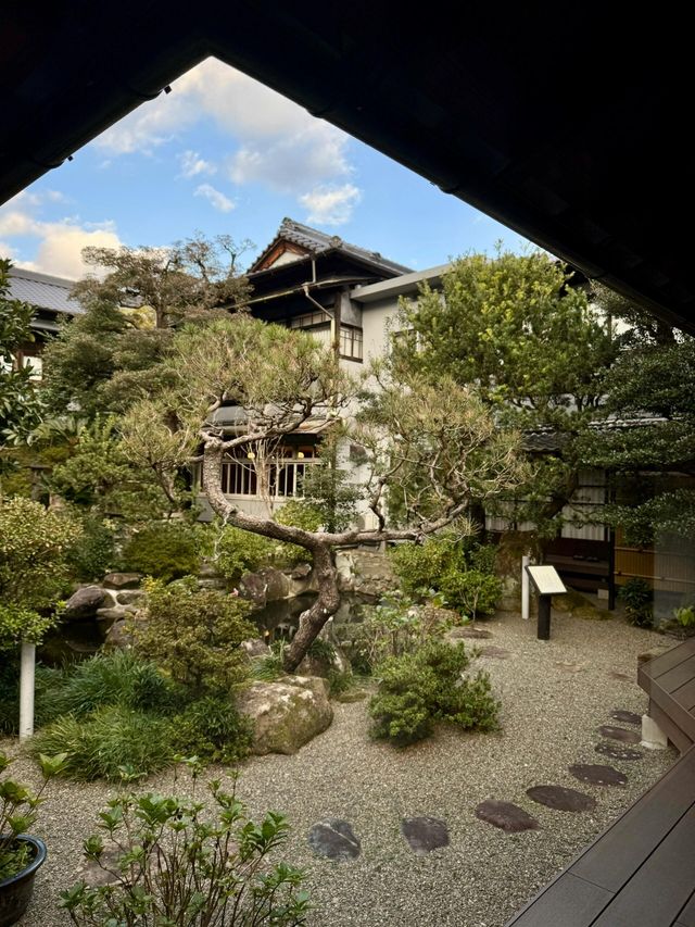百年料亭・登錄文化財｜人吉芳野旅館