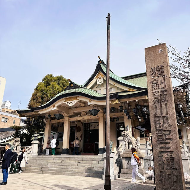必訪大阪八坂神社！鬧區中的清幽秘境 