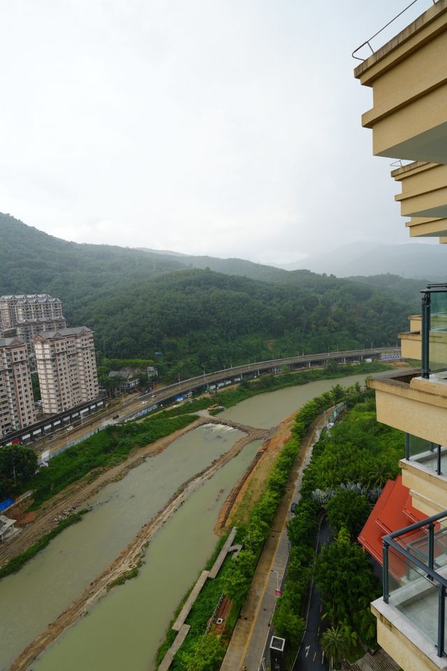 五一反向旅遊！五指山這家神仙酒店被我挖到了