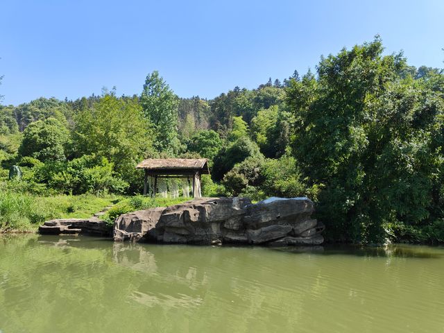秦溪，俾到你兩次驚喜