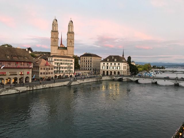 蘇黎世斯托申酒店 | Zurich's Storchen Charm   酒店：蘇黎世斯托申酒