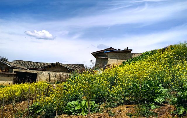 大涼山彝族村寨
