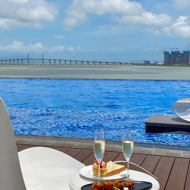 🦞珠海最美池畔Brunch！人均199實現和牛龍蝦自由！！