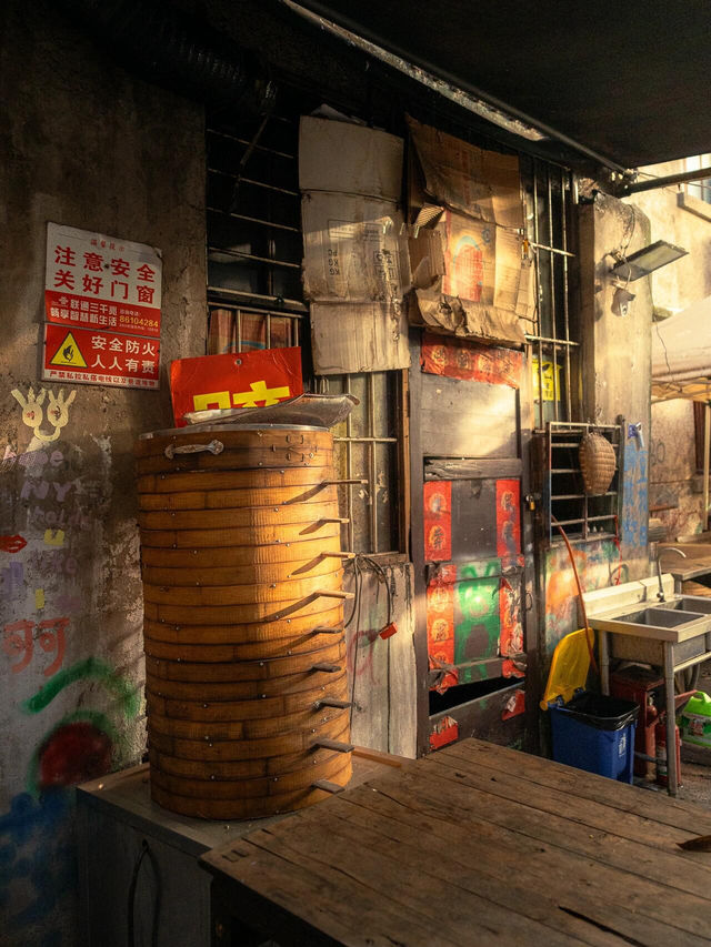 🚪 Did I Just Photograph My Childhood? (Or a Time Portal in Chongqing?)