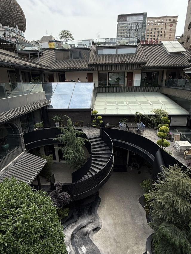 春熙路！！！為咗呢間酒店專登飛去成都