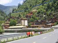 🥢 Scenic Drive from Namda to Bomda: Breakfast, Valleys & Tibetan Culture