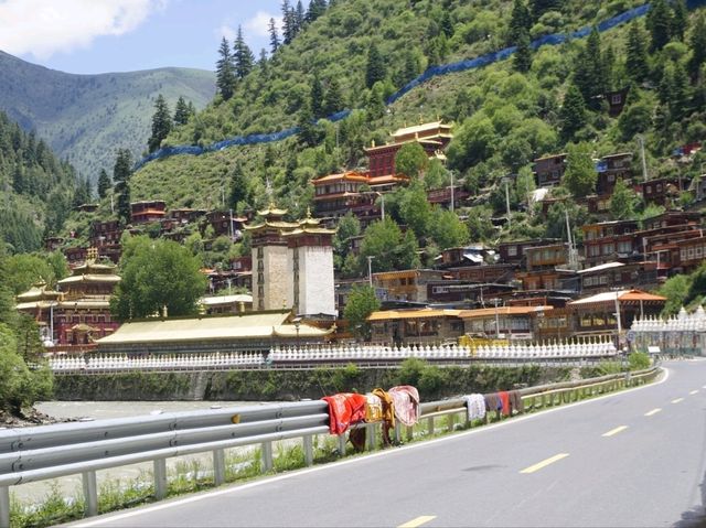 🥢 Scenic Drive from Namda to Bomda: Breakfast, Valleys & Tibetan Culture