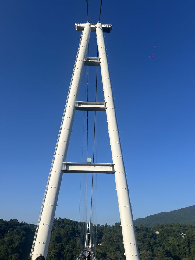 穿越戰國與雲端：熊本城與九重夢大吊橋的雙重時空旅行 