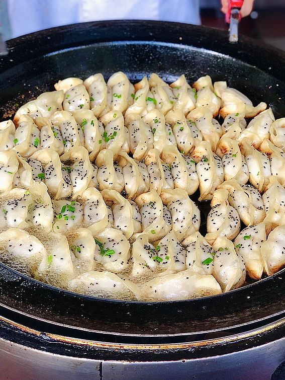 Шанхайские пельмешки: гид для гурманов 🥟️ Шанхайские пельмешки: гид для гурманов 🥟️