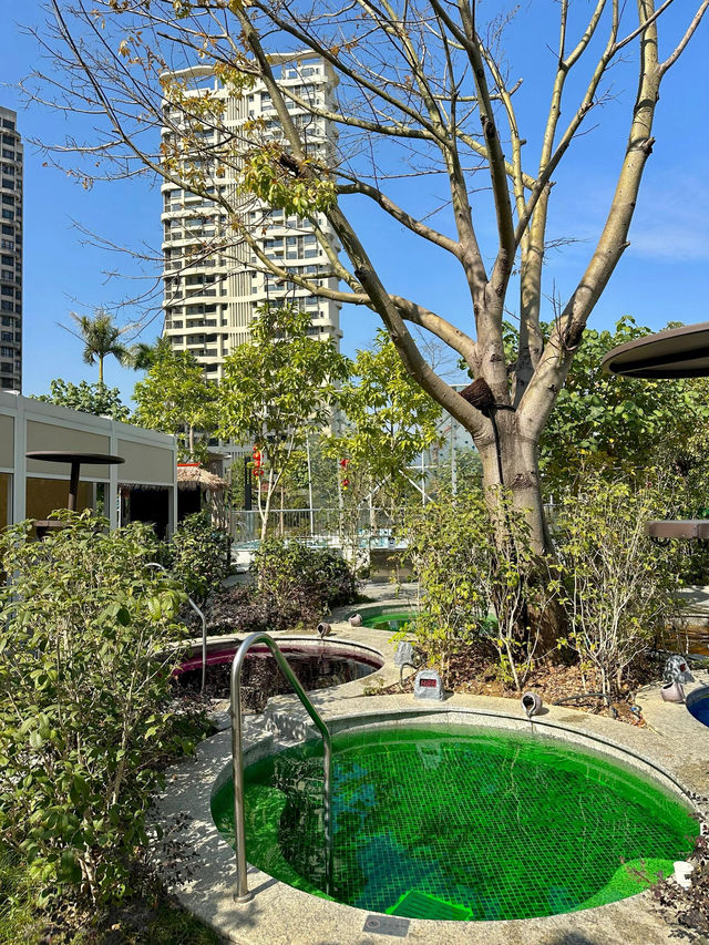 親子水樂園撒歡指南3.3萬㎡溫泉水樂園,泡私湯玩高空泳池 親子水樂園撒歡指南3.3萬㎡溫泉水樂園,泡私湯玩高空泳池