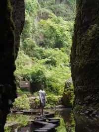 真的絕穿越到古代的百丈飛瀑