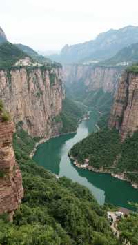 太行山大峽谷：一場穿越仙境的奇幻之旅