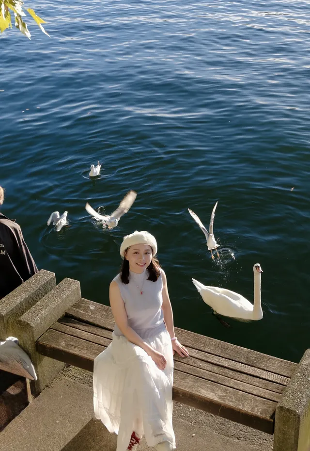 在蘇黎世,拍到了會發光的生命力女孩 在蘇黎世,拍到了會發光的生命力女孩