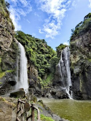 ทะเลสาบจิ่วหลี่ในเซียนโย่ว | เข้าพักที่โรงแรมว่านเจีย เพื่อสัมผัสความงามของสามสิ่งมหัศจรรย์แห่งมณฑลฝูเจี้ยน