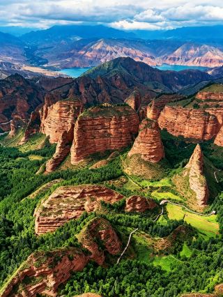 Stunning Yellow River Reflecting Danxia