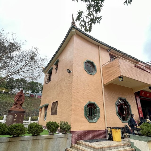 風景怡人，人傑地靈，圓玄學院