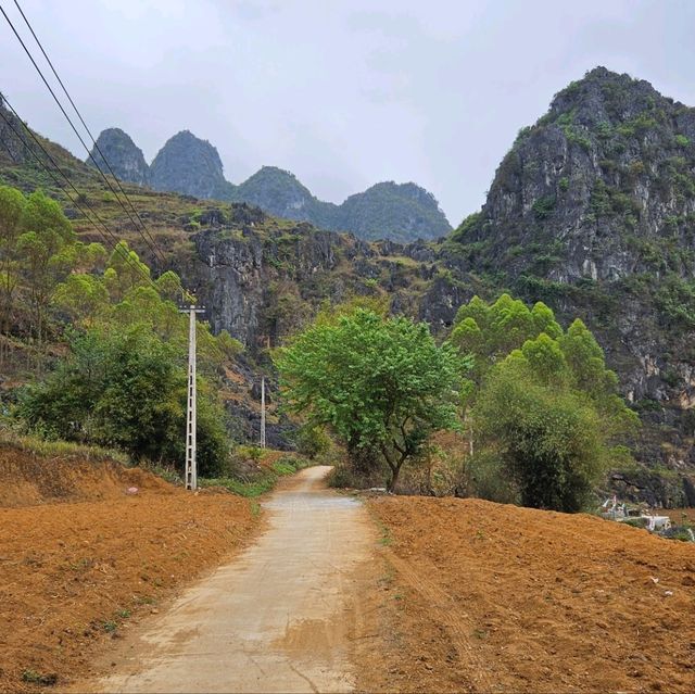 Ha Giang Motorbiking Loop - Dragon Bones