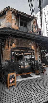 Sarnies Bangkok 