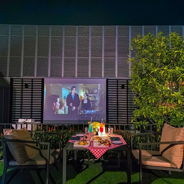 The Deck ชั้น 9 Avani Sukhumvit Bangkok Hotel