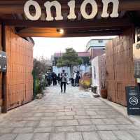 Hanok theme cafe near palace