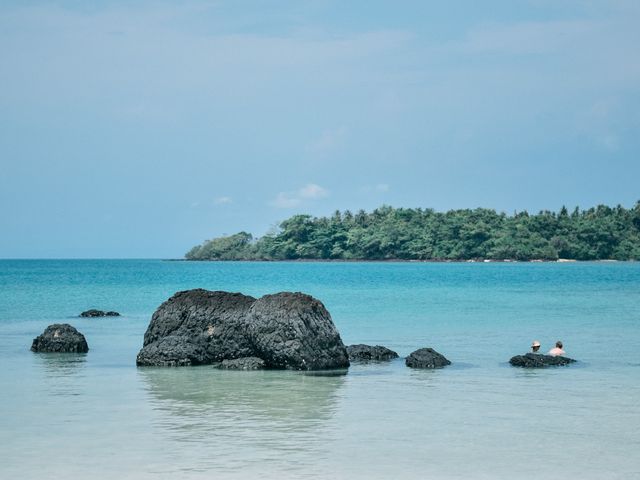 🏝️ เกาะขาม ทะเลแหวกที่สวยที่สุดในภาคตะวันออก!
