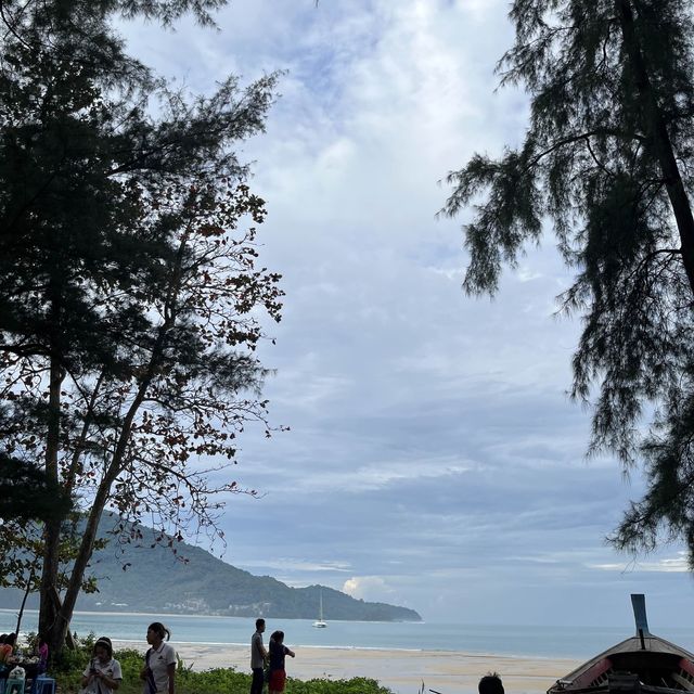 ตลาดปลาสดยามเช้า