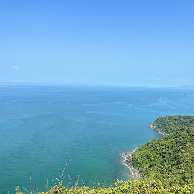 ผาจันทร์จรัส อุทยานแห่งชาติหมู่เกาะอ่างทอง