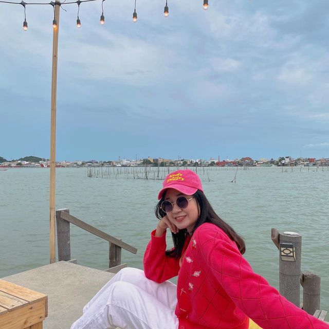 Songkhla Pier คาเฟ่สุดชิลล์ริมทะเลสาบสงขลา