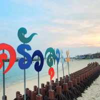 ครัวลุงระ ร้านเด็ดริมหาดแสงจันทร์ ระยอง