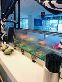 不同種類小食，價錢便宜