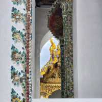 เข้าวัดพระแก้วแบบนักท่องเที่ยว