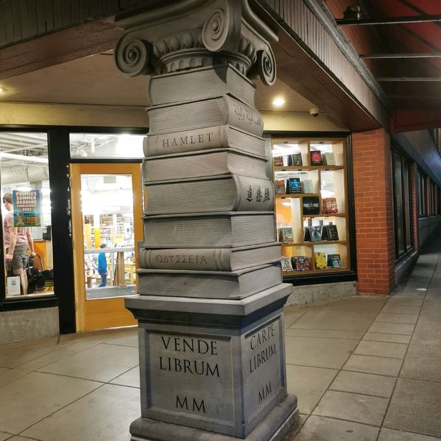 The World's Largest Independent Bookstore